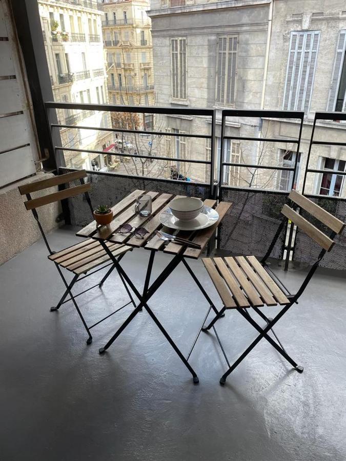 マルセイユSuperbe Loft Entre La Gare Et Vieux Portアパートメント エクステリア 写真